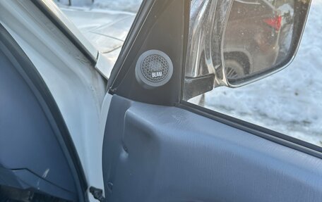 Toyota Land Cruiser Prado 90 рестайлинг, 1997 год, 1 900 000 рублей, 14 фотография