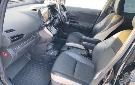 Toyota Wish II, 2014 год, 1 390 000 рублей, 5 фотография