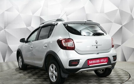 Renault Sandero II рестайлинг, 2017 год, 898 000 рублей, 3 фотография