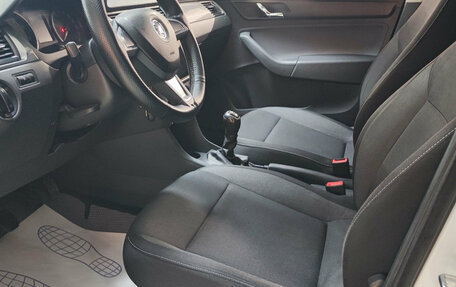 Skoda Rapid I, 2014 год, 660 000 рублей, 7 фотография