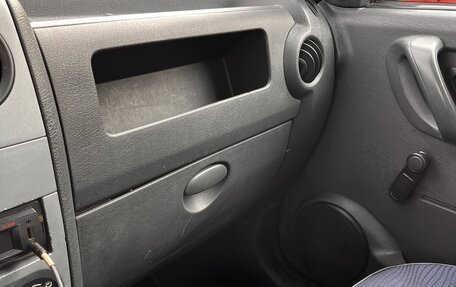 Peugeot Partner II рестайлинг 2, 2011 год, 360 000 рублей, 14 фотография