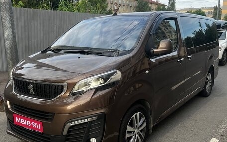 Peugeot Traveller I, 2020 год, 3 890 000 рублей, 1 фотография