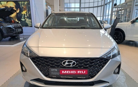 Hyundai Solaris II рестайлинг, 2021 год, 1 390 000 рублей, 2 фотография