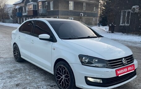 Volkswagen Polo VI (EU Market), 2016 год, 1 050 000 рублей, 2 фотография