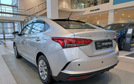 Hyundai Solaris II рестайлинг, 2021 год, 1 390 000 рублей, 7 фотография