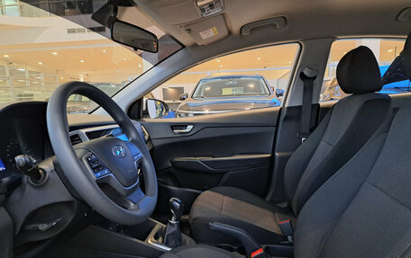 Hyundai Solaris II рестайлинг, 2021 год, 1 390 000 рублей, 16 фотография