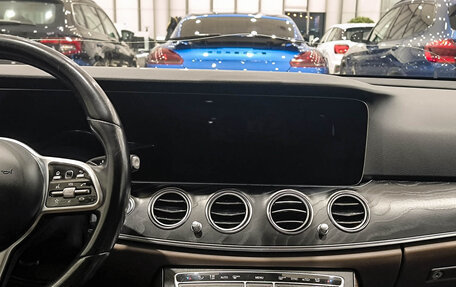 Mercedes-Benz E-Класс, 2019 год, 2 749 000 рублей, 15 фотография