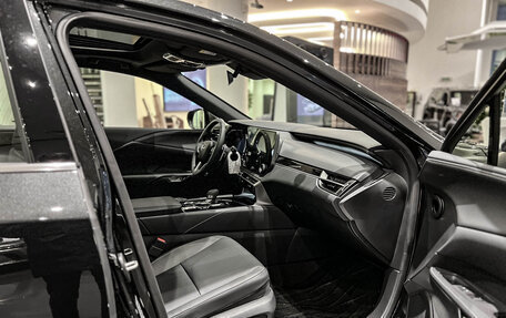 Lexus RX IV рестайлинг, 2025 год, 7 749 000 рублей, 11 фотография