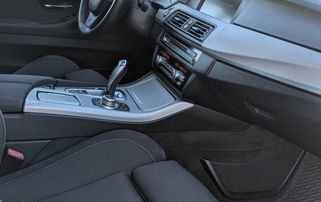 BMW 5 серия, 2011 год, 1 560 000 рублей, 14 фотография