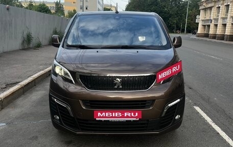 Peugeot Traveller I, 2020 год, 3 890 000 рублей, 6 фотография