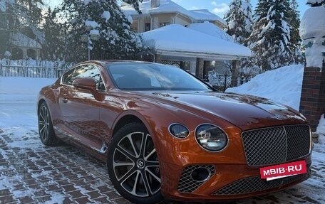 Bentley Continental GT III, 2018 год, 13 300 000 рублей, 2 фотография