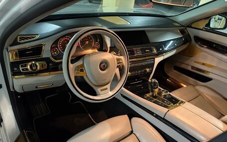 BMW 7 серия, 2012 год, 2 800 000 рублей, 9 фотография