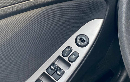 Hyundai Solaris II рестайлинг, 2016 год, 1 095 000 рублей, 11 фотография