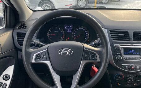 Hyundai Solaris II рестайлинг, 2016 год, 1 095 000 рублей, 8 фотография