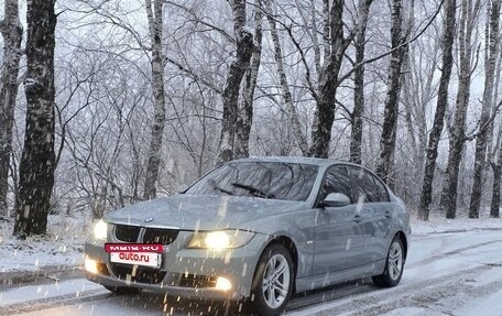 BMW 3 серия, 2007 год, 650 000 рублей, 2 фотография