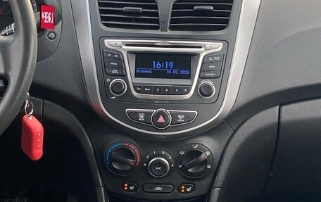 Hyundai Solaris II рестайлинг, 2016 год, 1 095 000 рублей, 9 фотография