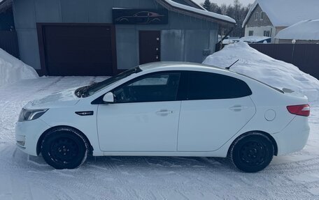 KIA Rio III рестайлинг, 2013 год, 650 000 рублей, 2 фотография