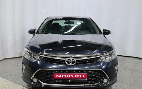 Toyota Camry, 2017 год, 2 550 000 рублей, 2 фотография