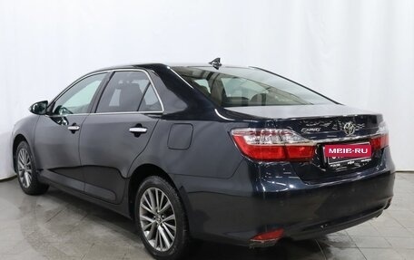 Toyota Camry, 2017 год, 2 550 000 рублей, 6 фотография
