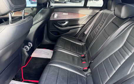 Mercedes-Benz E-Класс, 2016 год, 4 100 000 рублей, 12 фотография