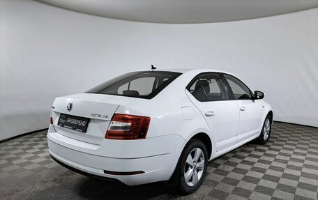 Skoda Octavia, 2018 год, 1 750 000 рублей, 6 фотография