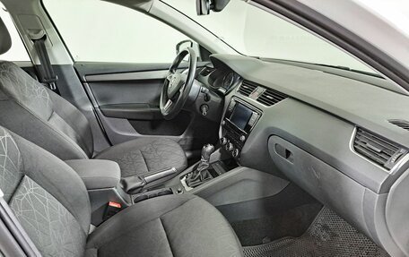 Skoda Octavia, 2018 год, 1 750 000 рублей, 13 фотография