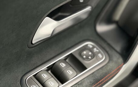 Mercedes-Benz CLA, 2022 год, 4 000 000 рублей, 11 фотография