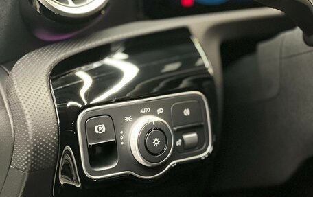 Mercedes-Benz CLA, 2022 год, 4 000 000 рублей, 22 фотография