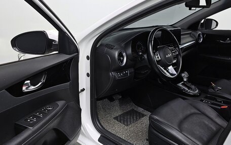 KIA K3, 2023 год, 1 830 000 рублей, 10 фотография