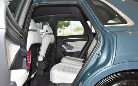 Audi Q3, 2025 год, 4 040 000 рублей, 15 фотография