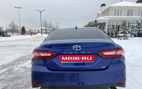 Toyota Camry, 2021 год, 3 300 000 рублей, 6 фотография