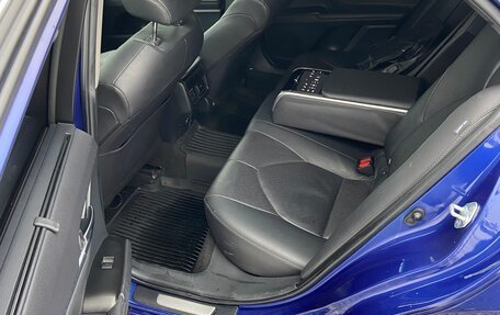 Toyota Camry, 2021 год, 3 300 000 рублей, 9 фотография