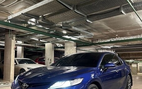 Toyota Camry, 2021 год, 3 300 000 рублей, 28 фотография