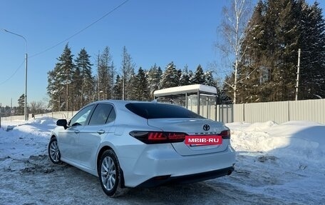 Toyota Camry, 2020 год, 2 850 000 рублей, 4 фотография