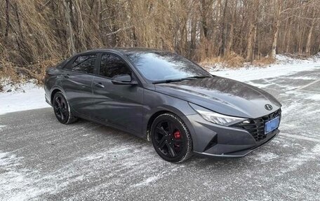 Hyundai Elantra, 2022 год, 1 600 000 рублей, 4 фотография