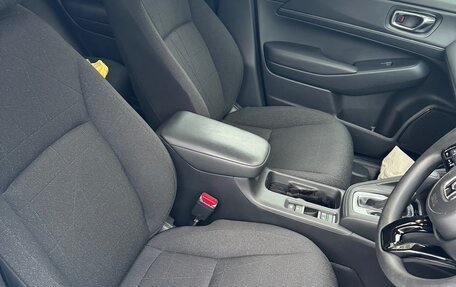 Honda Vezel, 2023 год, 2 900 000 рублей, 5 фотография