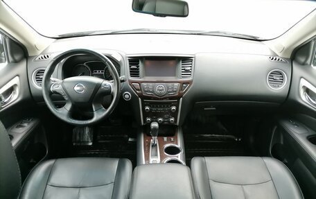 Nissan Pathfinder, 2014 год, 1 850 000 рублей, 17 фотография