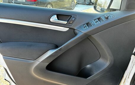 Volkswagen Tiguan I, 2012 год, 1 377 000 рублей, 10 фотография