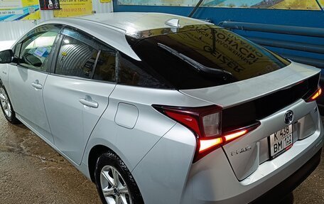 Toyota Prius IV XW50, 2019 год, 1 840 000 рублей, 10 фотография