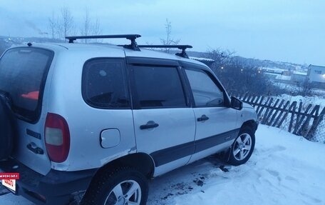 Chevrolet Niva I рестайлинг, 2004 год, 300 000 рублей, 5 фотография