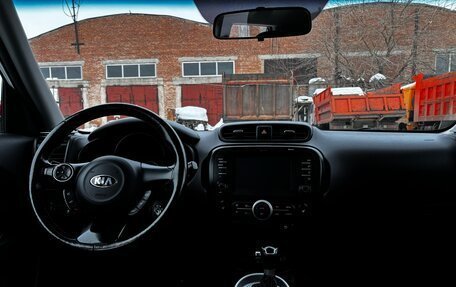 KIA Soul II рестайлинг, 2018 год, 1 675 000 рублей, 16 фотография