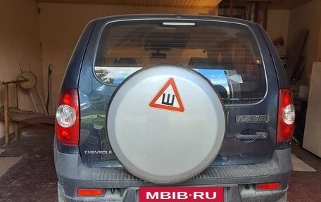 Chevrolet Niva I рестайлинг, 2013 год, 760 000 рублей, 2 фотография