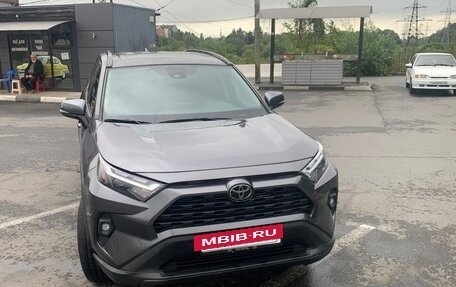 Toyota RAV4, 2023 год, 2 050 000 рублей, 3 фотография