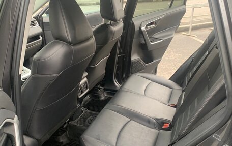 Toyota RAV4, 2023 год, 2 050 000 рублей, 13 фотография