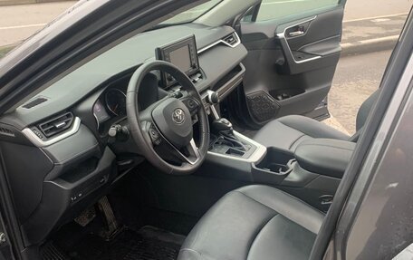 Toyota RAV4, 2023 год, 2 050 000 рублей, 11 фотография