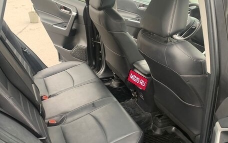 Toyota RAV4, 2023 год, 2 050 000 рублей, 15 фотография