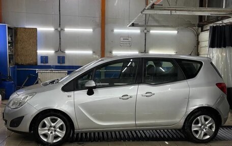 Opel Meriva, 2012 год, 410 000 рублей, 2 фотография