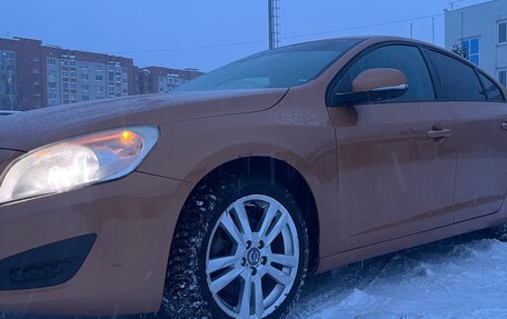 Volvo S60 III, 2012 год, 870 000 рублей, 12 фотография