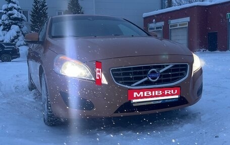 Volvo S60 III, 2012 год, 870 000 рублей, 3 фотография