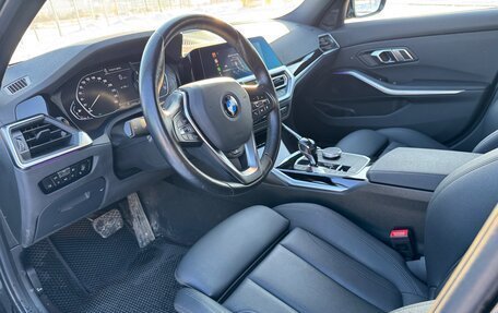 BMW 3 серия, 2021 год, 3 890 000 рублей, 8 фотография